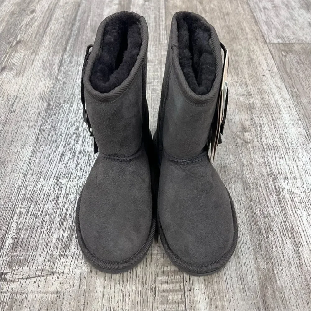 𝅺UGG Koolaburra Kids Side Fringe Boots